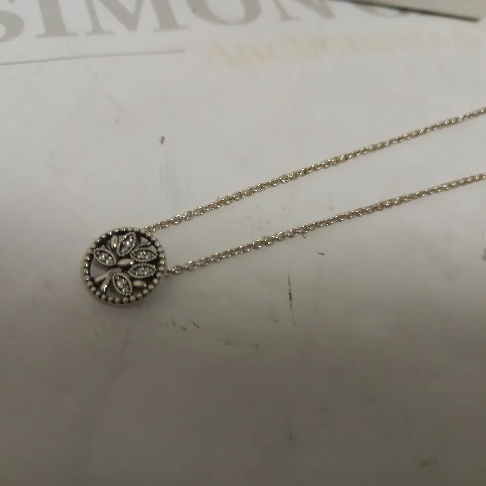 PANDORA TREE DIAMANTE NECKLACE