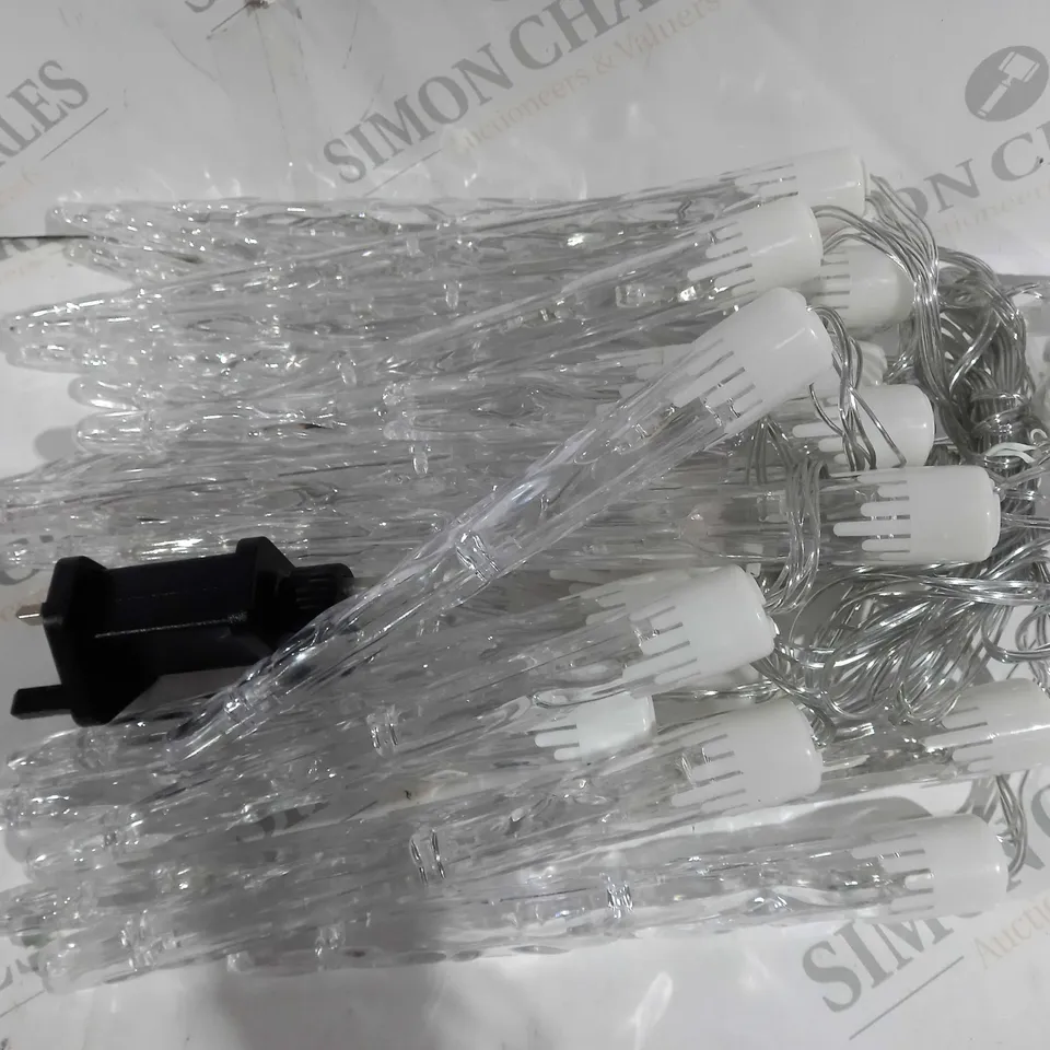 FESTIVE COLOUR MORPHING ICICLE LIGHTS