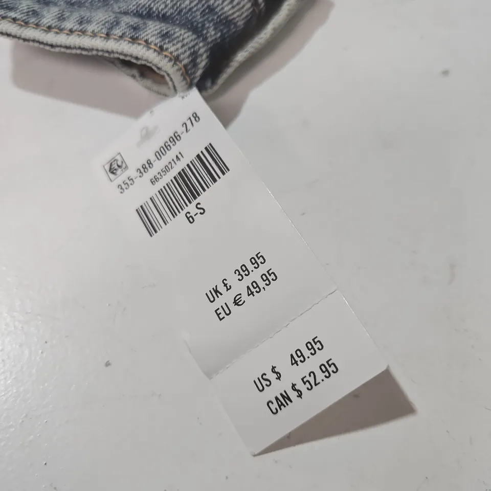 HOLLISTER FLARE HIGH-RISE JEANS IN WASHED BLUE - W28 SHORT
