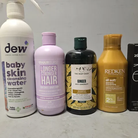 APPROXIMATELY 15 ASSORTED HEALTH & BEAUTY ITEMS TO INCLUDE - NARS LIGHT REFLECTING HYDRATING PRIMER , REDKEN ALL SOFT SHAMPOO , THE BODY SHOP GINER ETC