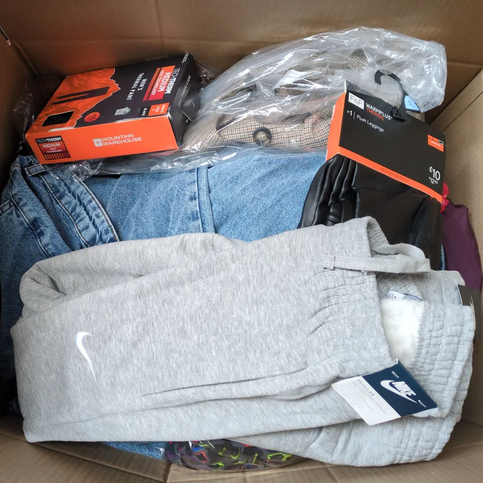 LARGE BOX OF APPROXIMATELY 25 ASSORTED CLOTHING ITEMS IN VARIOUS COLOURS, STYLES AND SIZES - COLLECTION ONLY