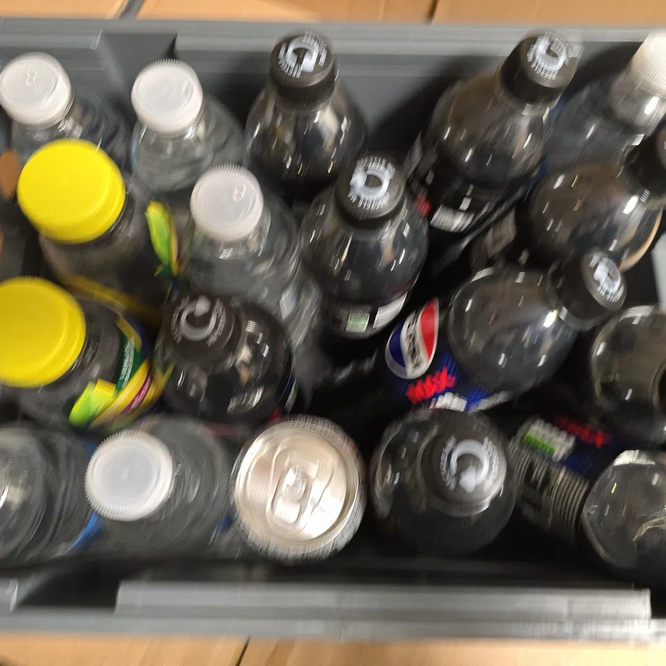 APPROXIMATELY 15 ASSORTED DRINKS TO INCLUDE SHEPLEY SPRING WATER, LIPTON LEMON ICE TEA, PEPSI MAX, ETC