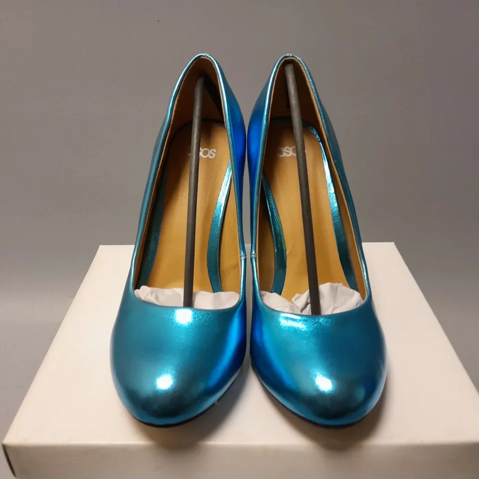 8 BOXED ASOS SCALA HIGH HEELS IN BLUE - UK 5