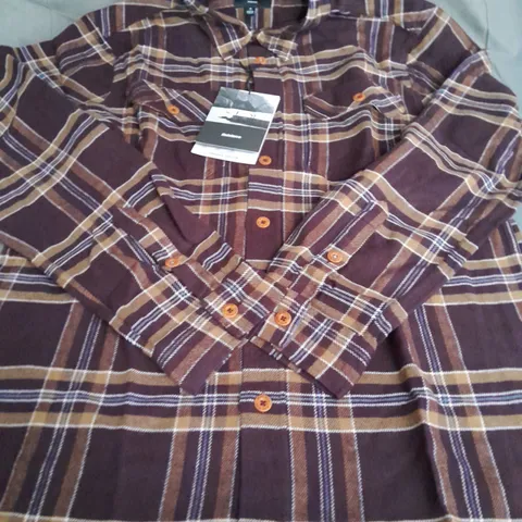 FINISTERRE BEARDSMORE SHIRT, BLACK CHERRY CHECK - SIZE M