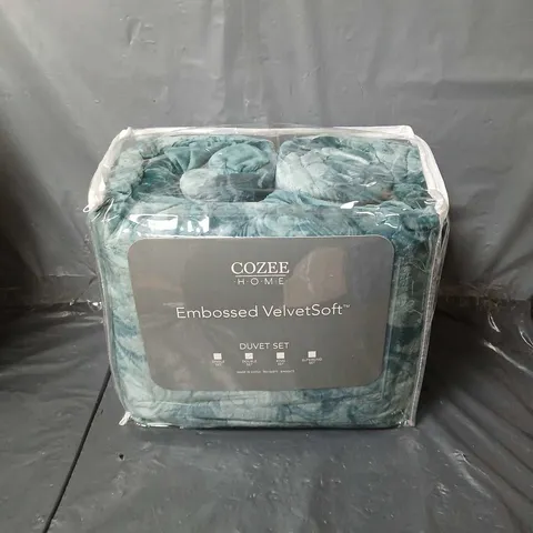COZEE HOME EMBOSSED VELVETSOFT DUVET SET IN LIGHT BLUE - DOUBLE
