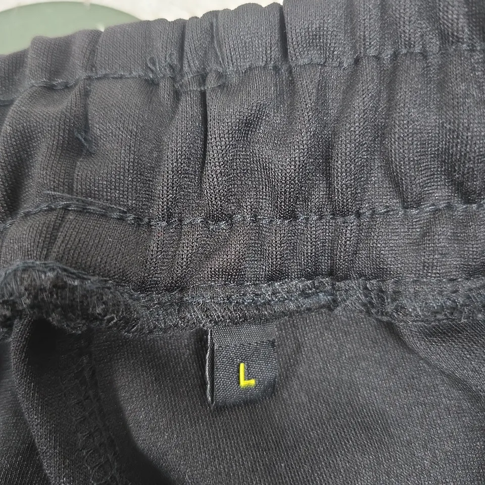 BERGHAUS BLACK TRACKSUIT PANTS – SIZE L