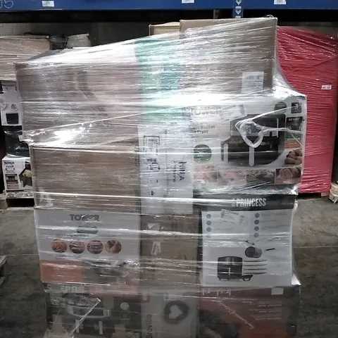 PALLET OF APPROXIMATELY 25 UNPROCESSED RAW RETURN HOUSEHOLD AND ELECTRICAL GOODS TO INCLUDE;