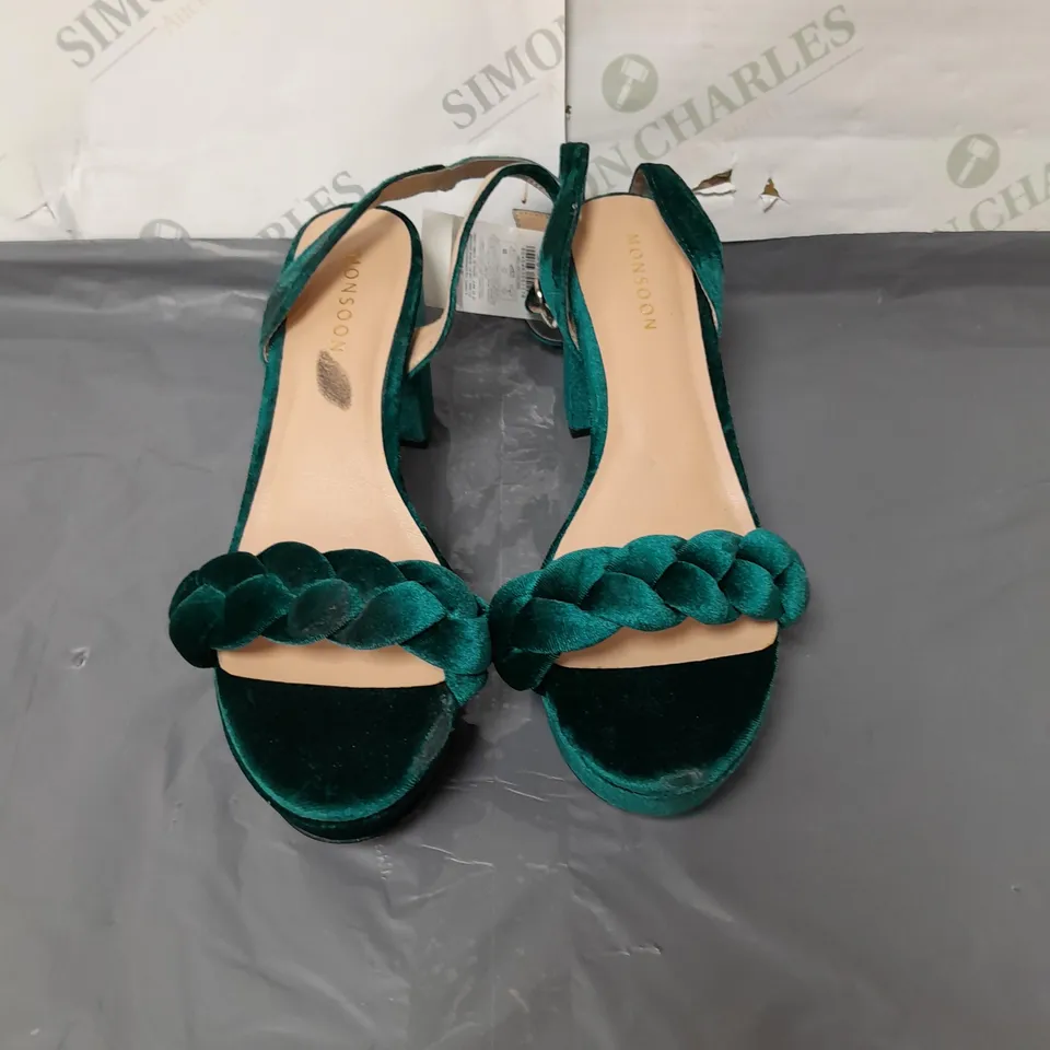 MONSOON LADIES OPEN TOE SANDALS GREEN VELVET SIZE 6