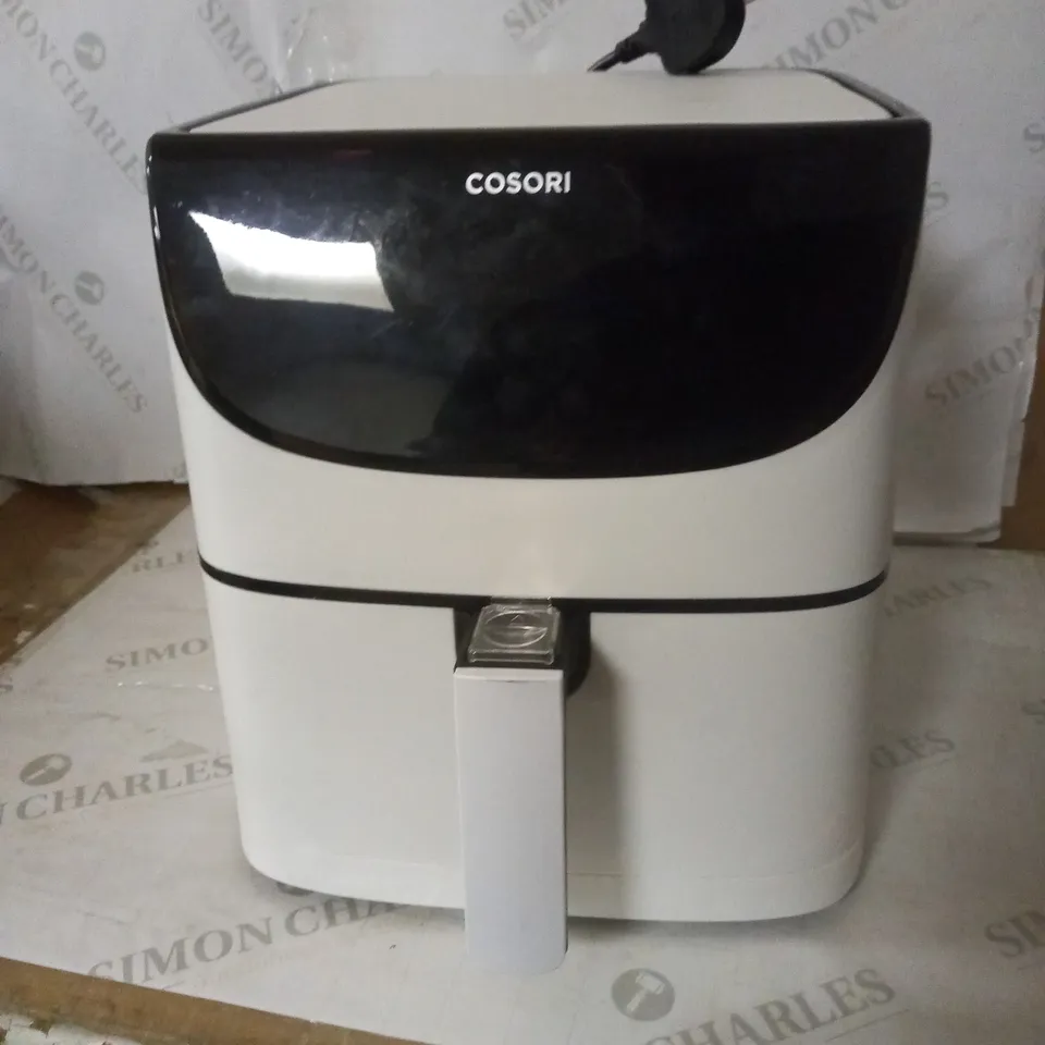 COSORI AIR FRYER 1700W MAX XXL 5.5L DIGITAL TOUCHSCREEN, WHITE