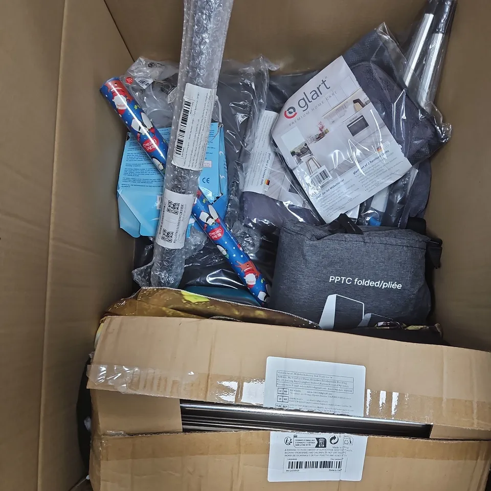BOX OF APPROXIMATELY 12 ASSORTED HOUSEHOLD ITEMS TO INCLUDE - SMOL LAUNDRY CAPSULES - POSTURE CORRECTOR - WET WIPES - ETC