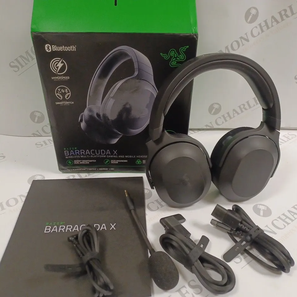 BOXED RAZER BARRACUDA WIRELESS MULTI PLATFORM GAMING HEADSET 