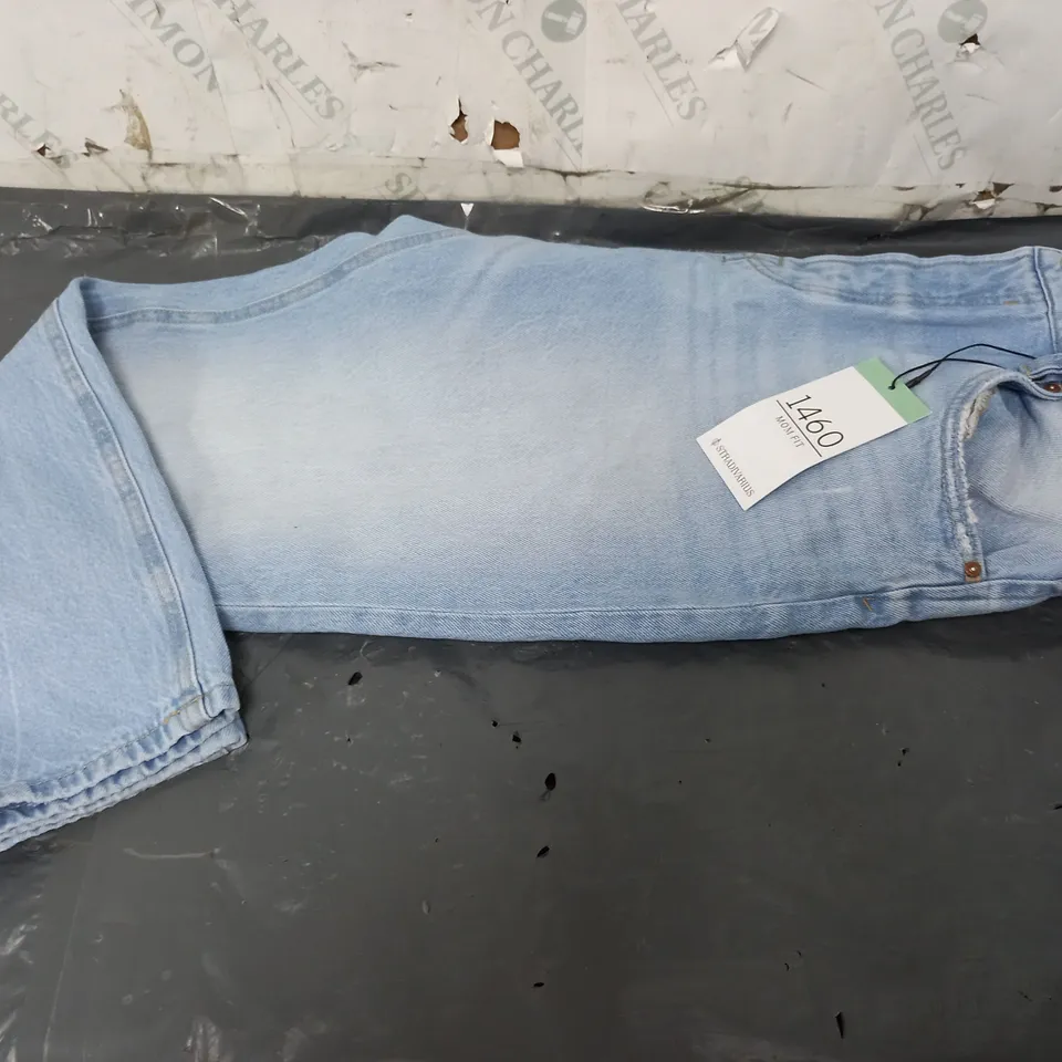 STRADIVARIUS 1460 MOM FIT JEANS IN LIGHT BLUE SIZE 14 