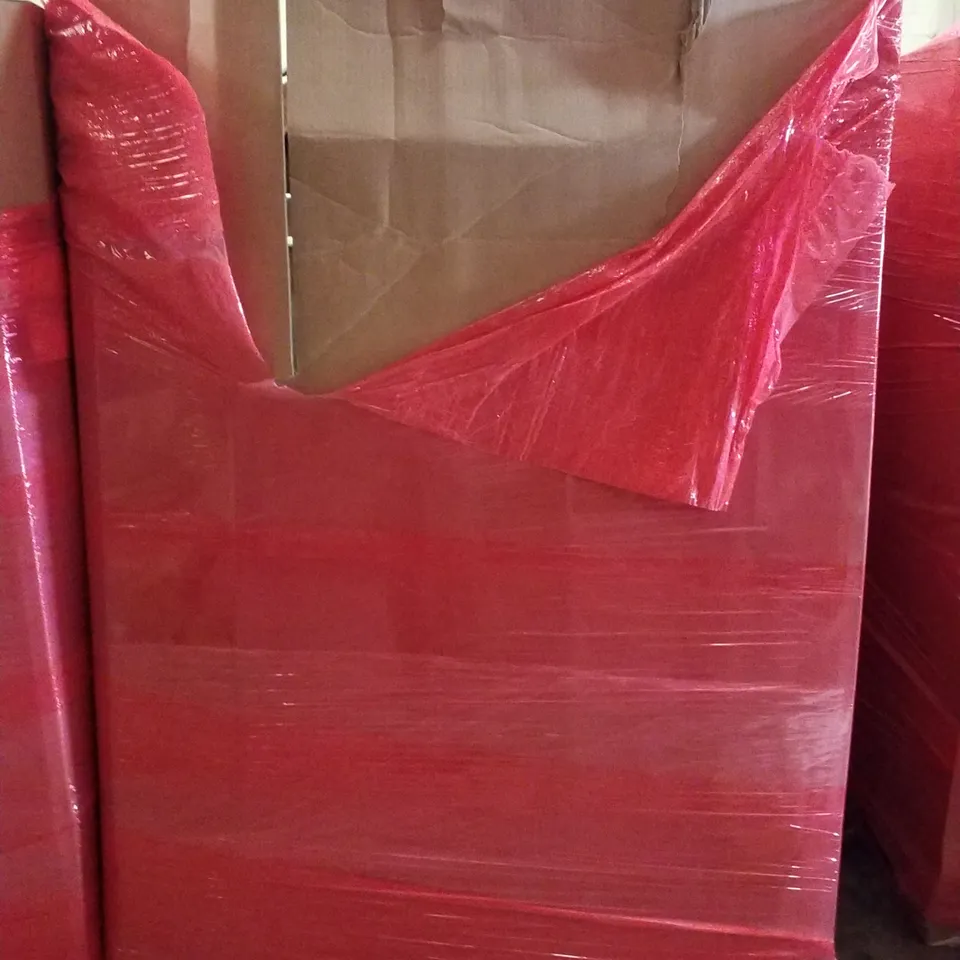 PALLET CONTAINING ASSORTED PRODUCTS INCLUDING TOILET SEAT, ROUND SIDE TABLE, LARGE ROUND TRAY, DAY AND NIGHT ROLLER BLIND & MINI JUMBO TOILET ROLLS