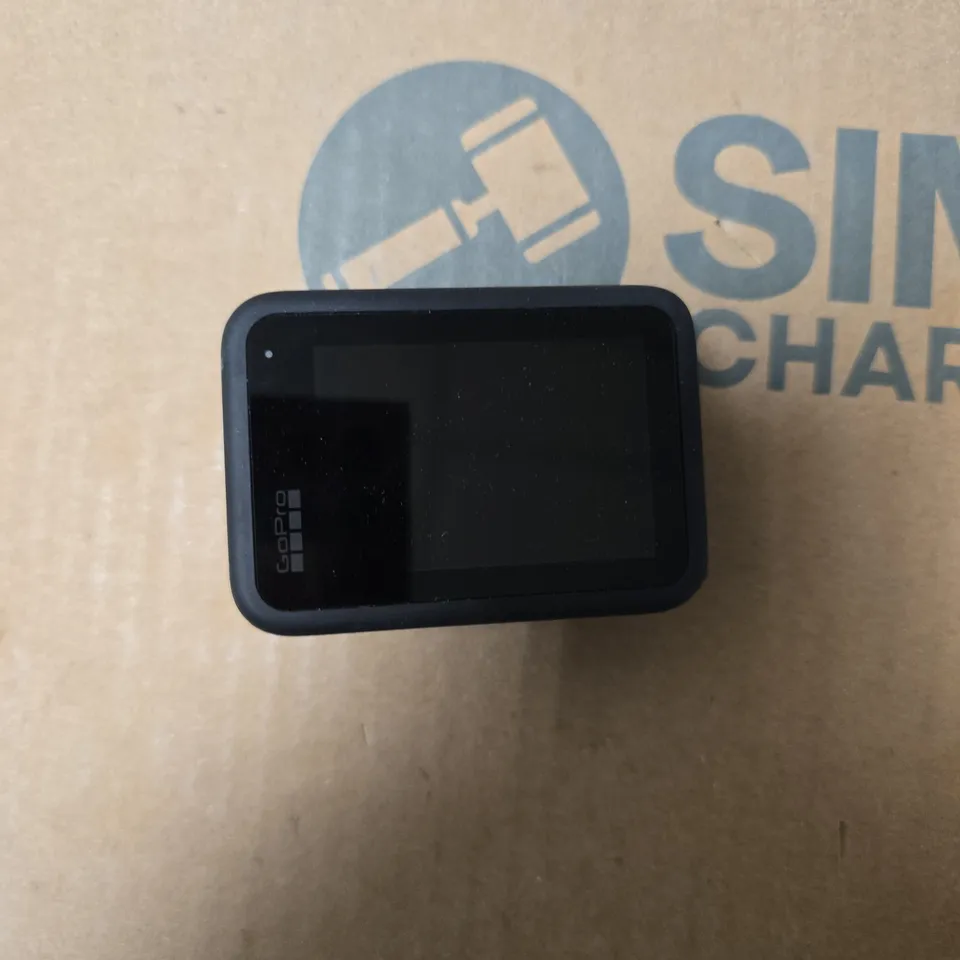 GOPRO ACTION CAMERA – BLACK (WITH USB-C CHARGER)