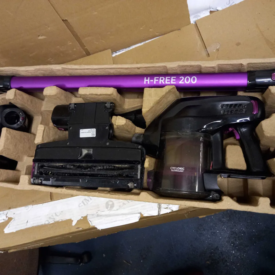 HOOVER H-FREE 200 CORDLESS VACUUM 