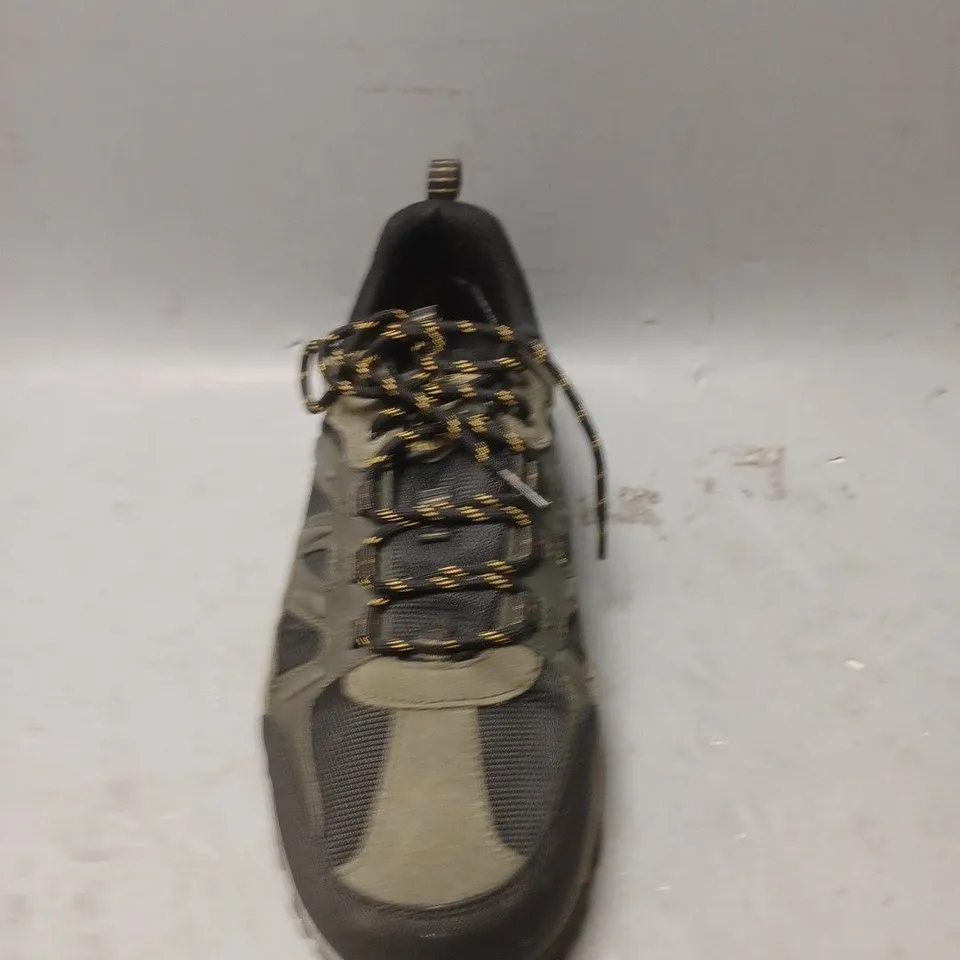 UNBOXED PAIR OF SKECHERS RELAXED FIT WATERPROOF SHOES - UK SIZE 11