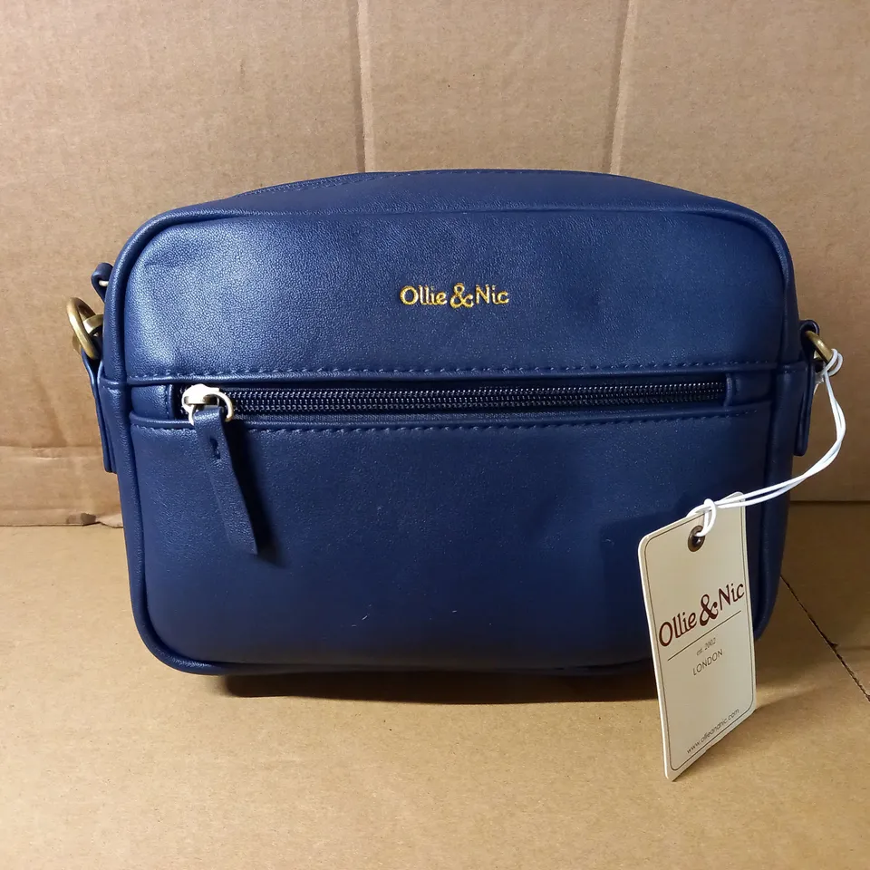 OLLIE & NIC HANDBAG - BLUE 