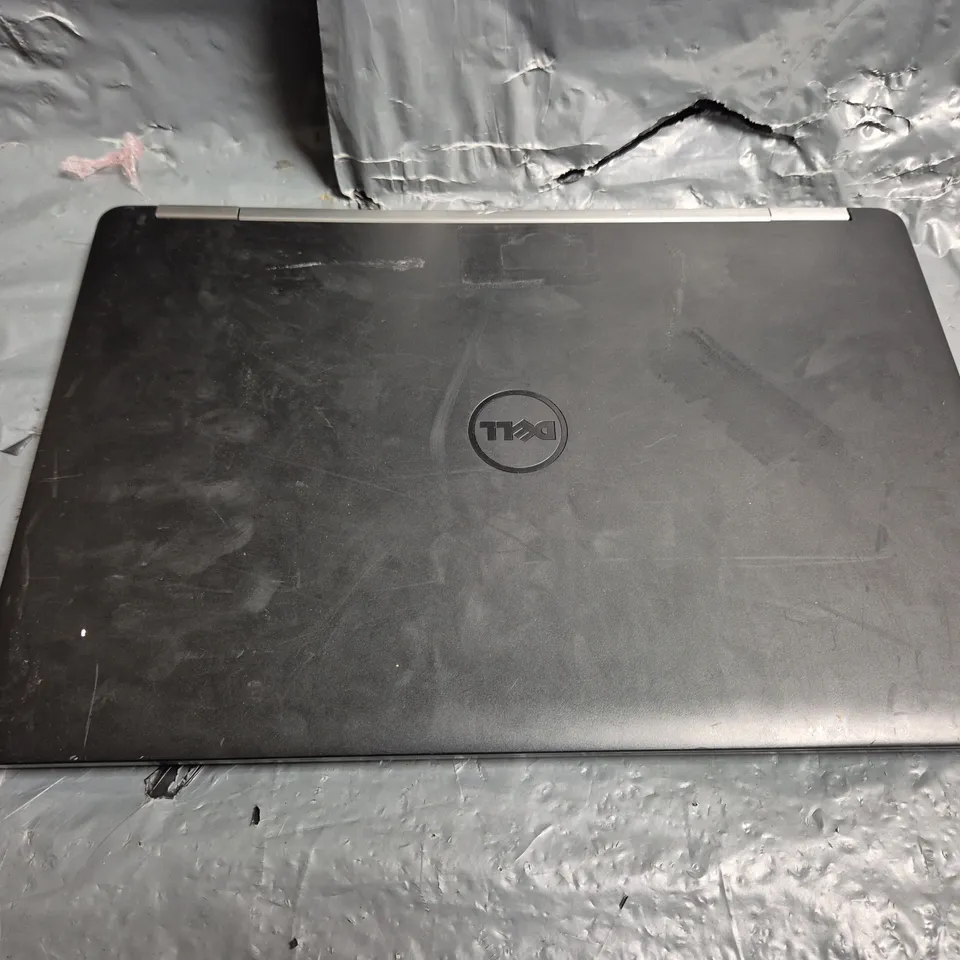 DELL LATITUDE E5570 LAPTOP