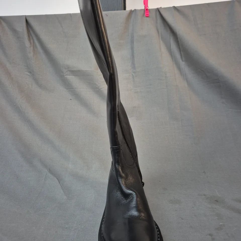 BOXED PAIR OF DUNE LONDON 484 TRISTIN KNEE-HIGH BOOTS IN BLACK SIZE 3