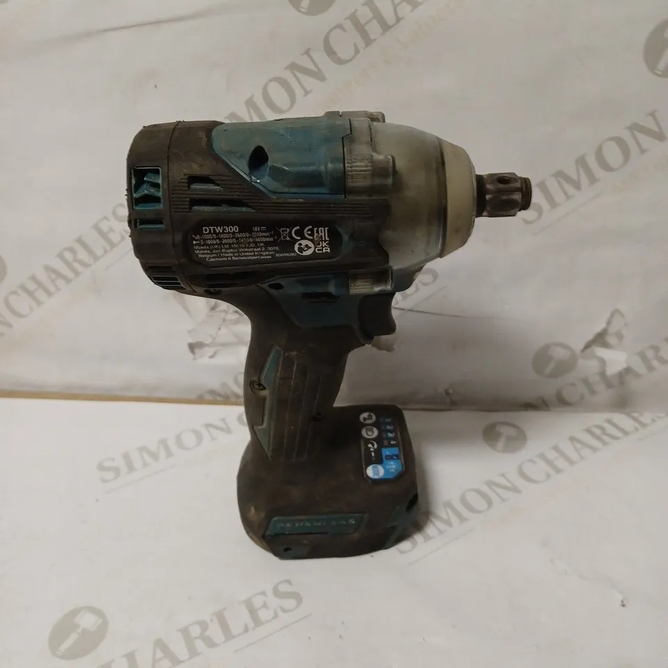 MAKITA DTW300Z CORDLESS IMPACT WRENCH