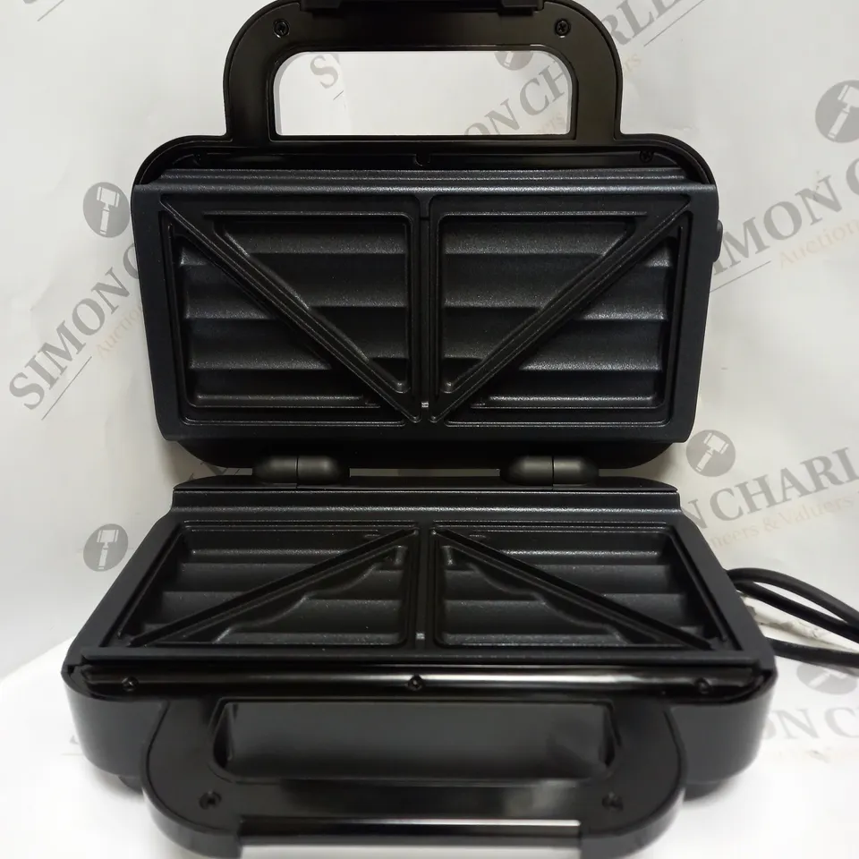 BOXED BREVILLE ULTIMATE DEEP FILL 2 SLICE TOASTIE MAKER VST082