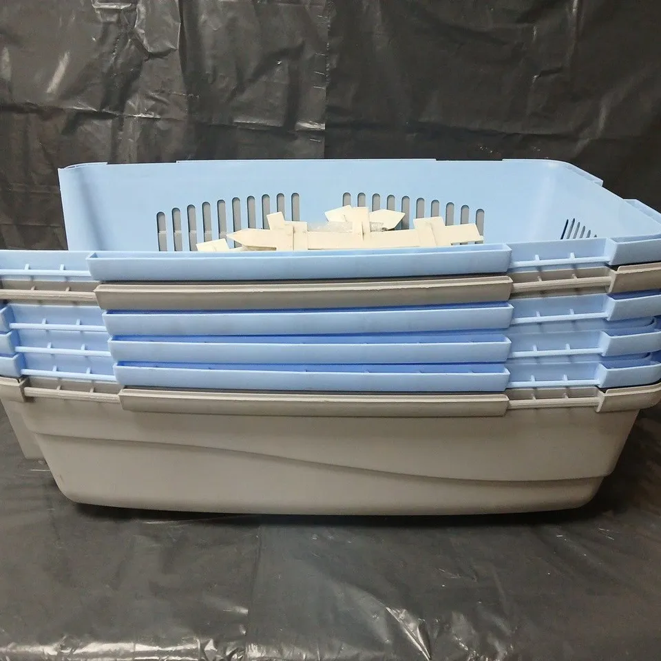 2 PET CAGES
