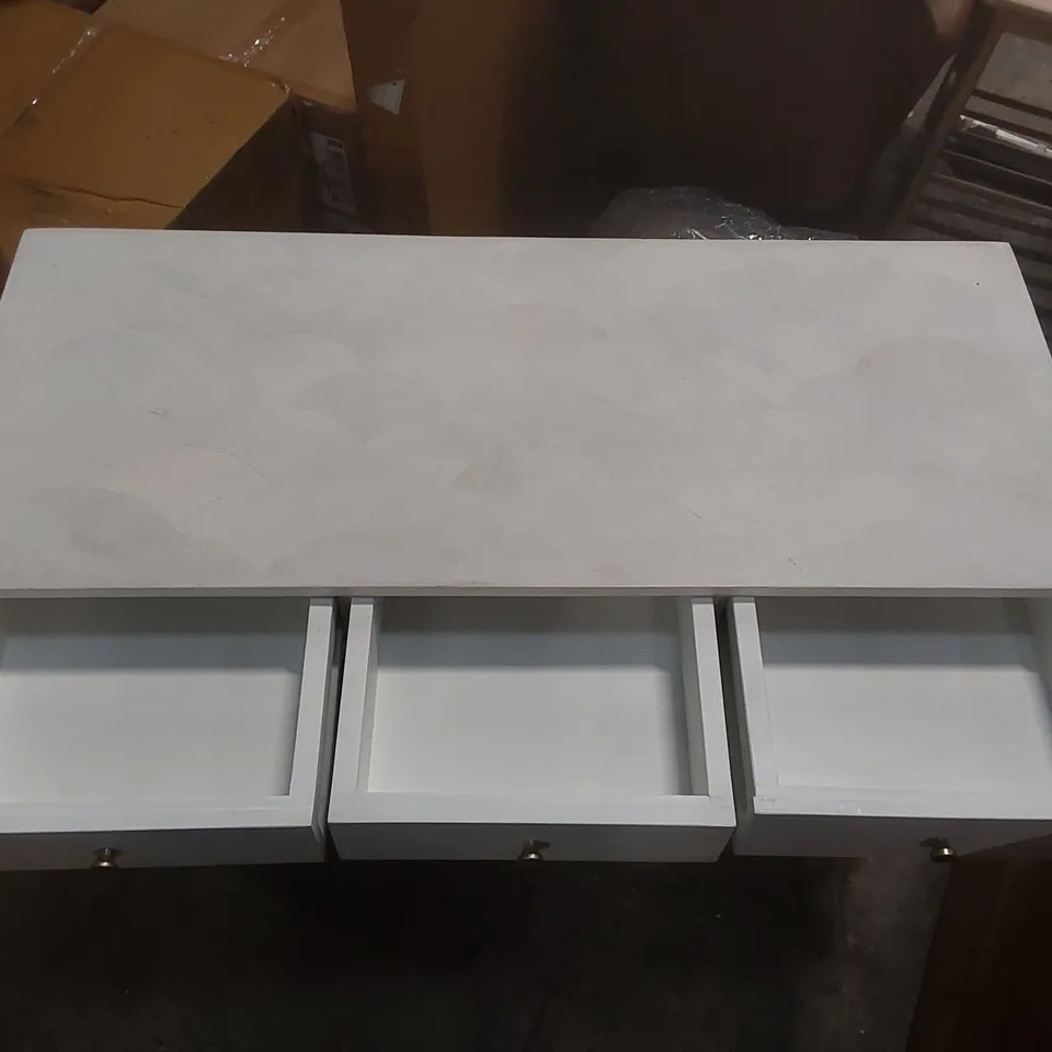 DESIGNER 3-DRAWER DRESSING TABLE