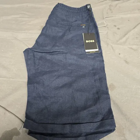 BOSS NAVY SHORTS - SIZE W31