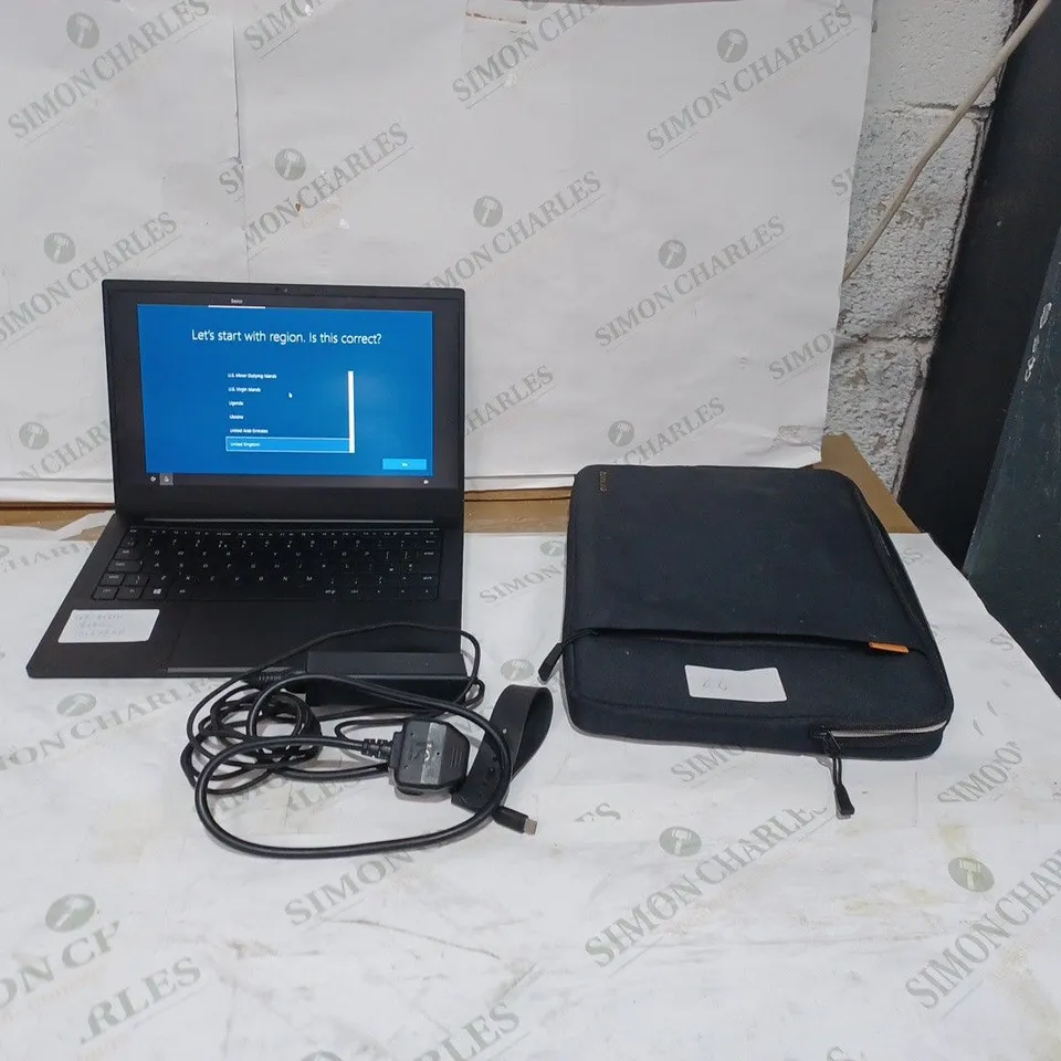 RAZER BLADE STEALTH GAMING LAPTOP INTEL CORE I7-8565U, 8GB RAM, 256GB SSD