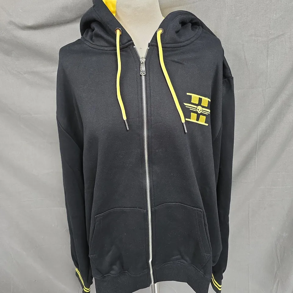 INSERT COIN STRATAGEM HOODED ZIP UP JACKET IN BLACK/YELLOW SIZE 2XL