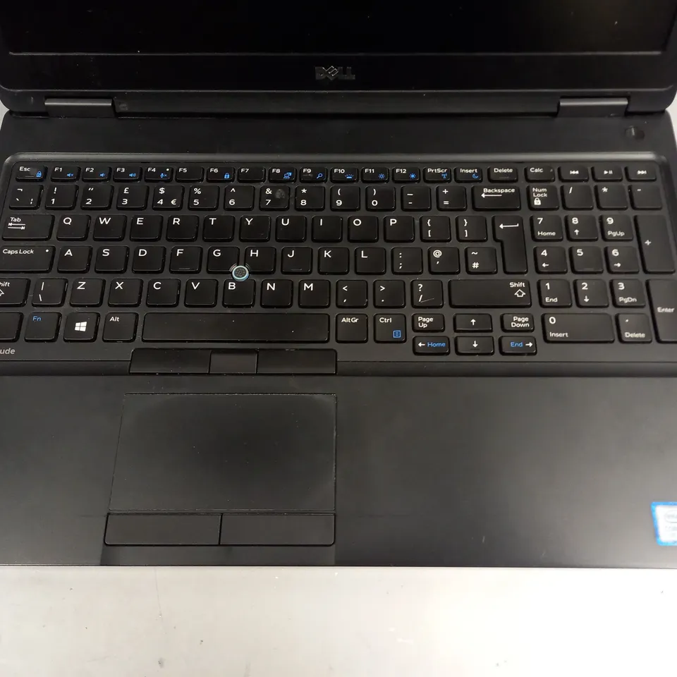 UNBOXED DELL LATITUDE 5580 INTEL CORE I5 7TH GEN LAPTOP