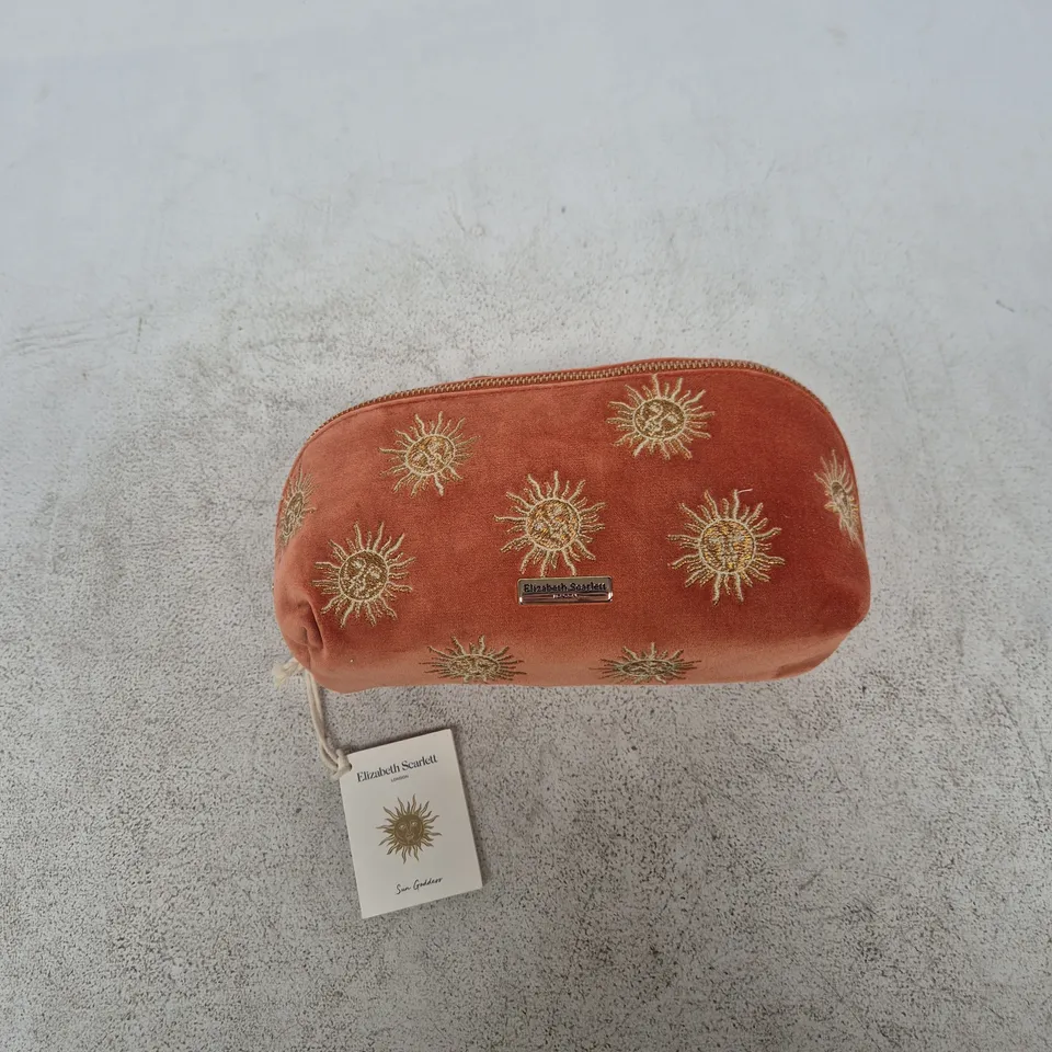 ELIZABETH SCARLETT RUST VELVET OPEN FLAT MAKEUP BAG