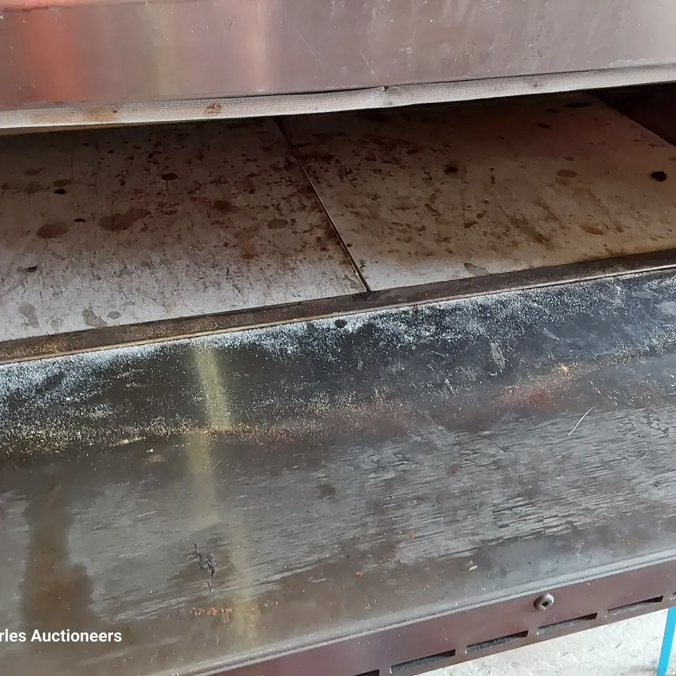 LINCAT PIZZA OVEN PO69X