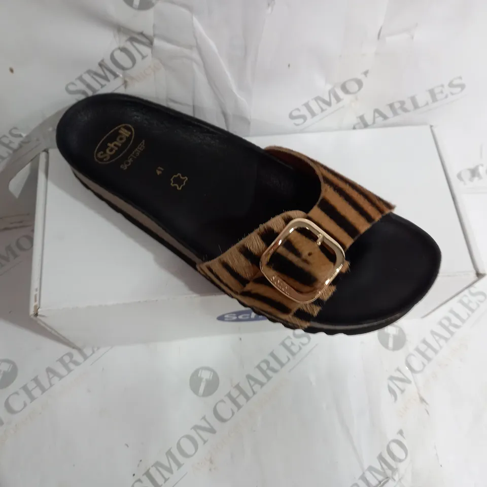 BOXED PAIR OF SCHOLL SANDAL LEATHER SOLE FURRY STRIPED STRAP IN BROWN SIZE 8
