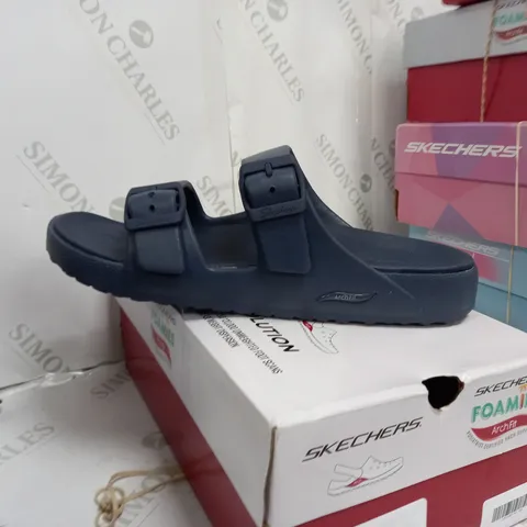 SKECHERS ARCH FIT FOAMIES SLIDE SANDAL SIZE 8