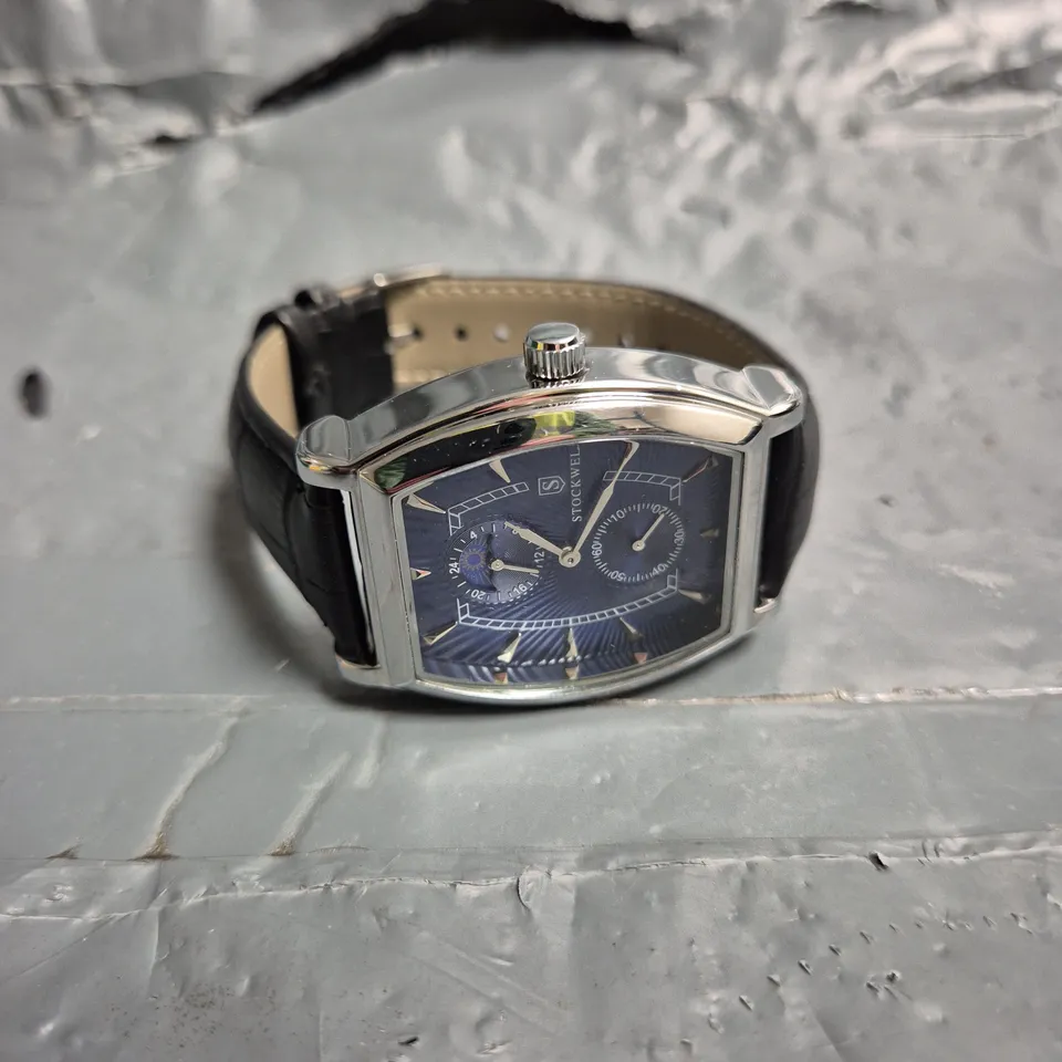 MENS STOCKWELL WATCH – SUBDIALS – MOONPHASE – LEATHER STRAP
