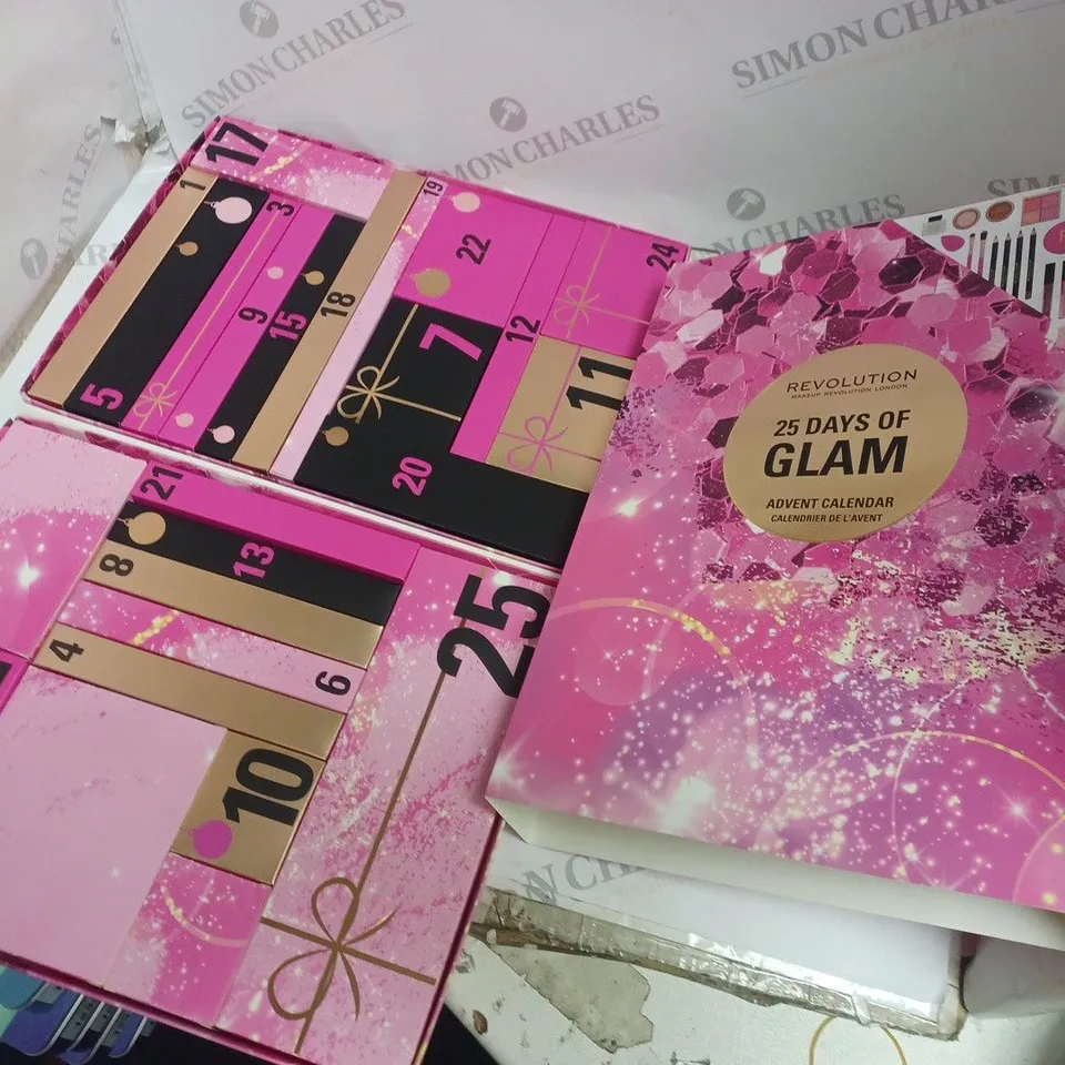 REVOLUTION 25 DAYS OF GLAM ADVENT CALENDER