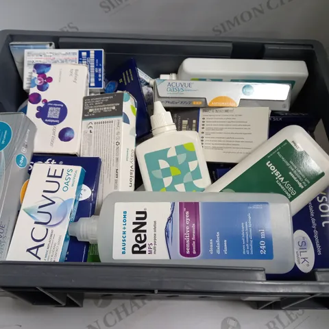 BOX OF APPROX 15 ASSORTED ITEMS INCLUDING RENU MULTIPURPOSE FLUID, EASYVISION LENSES AND ACUVUE LENSES