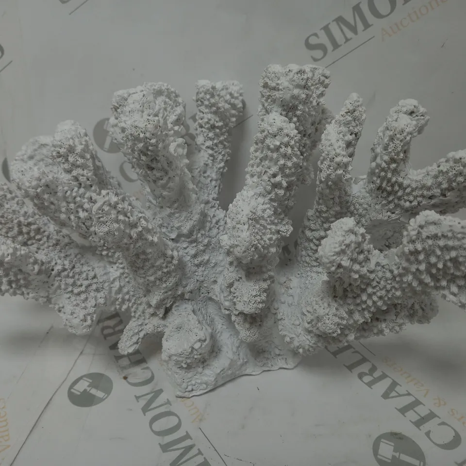 K BY KELLY HOPPEN RESIN FAUX CORAL ORNAMENT - WHITE