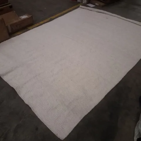 QUALITY DESIGNER AREA RUG APPROXIMATELY 200×300CM