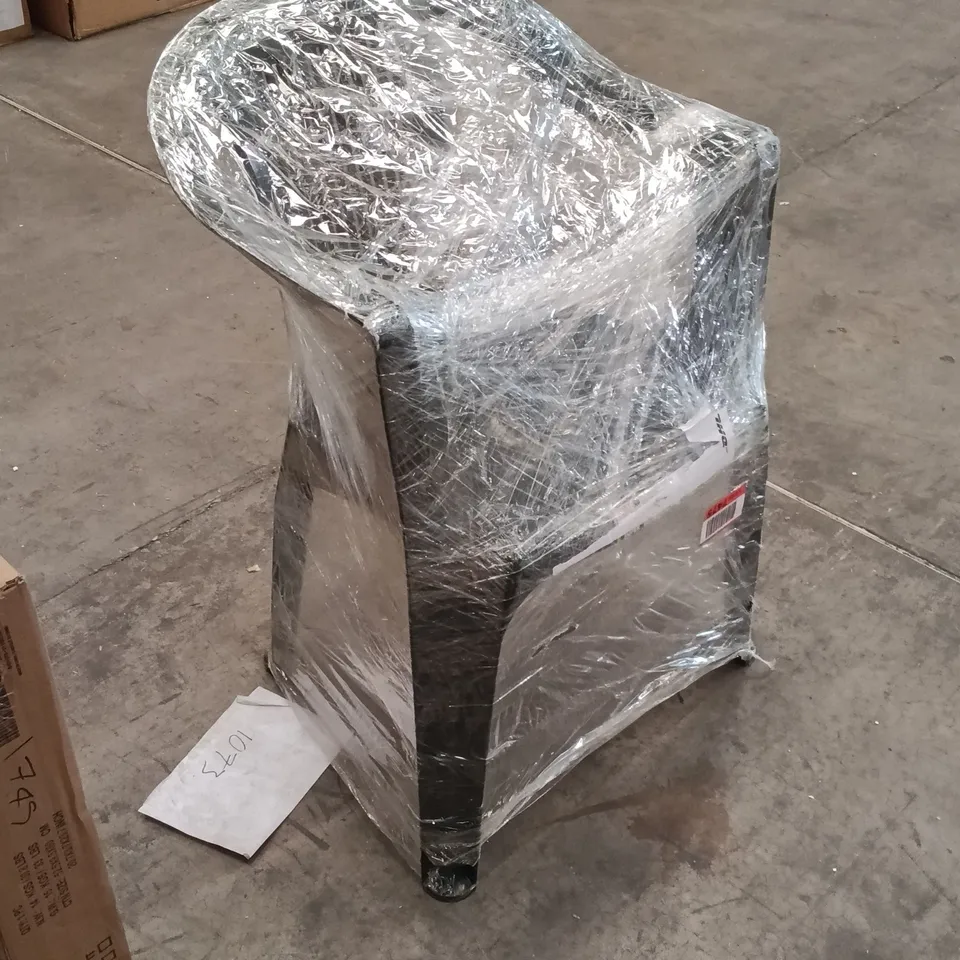 WRAPPED GARDEN CHAIR - GREEN 