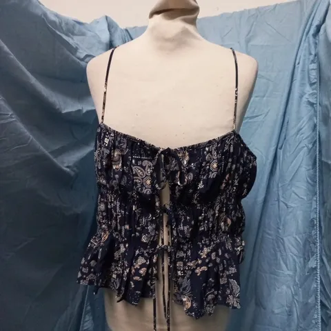 ABERCROMBIE & FITCH NAVY FLORAL PRINT TOP β UK SIZE L