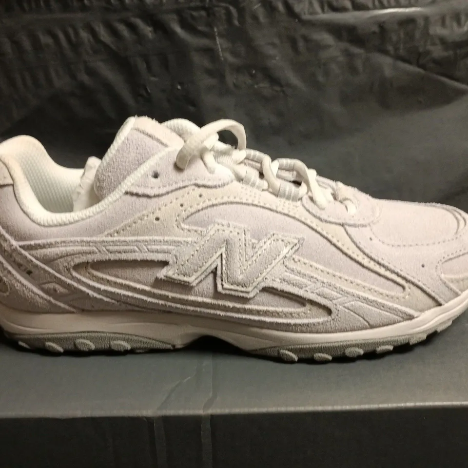 NEW BALANCE RUNNING 204L TRAINERS IN LIGHT PURPLE - UK 6