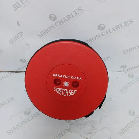 BOXED ARKAY SMART LIVING STRETCH SEAT - RED
