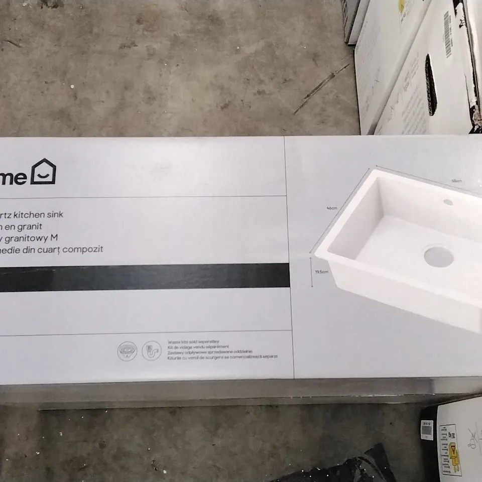 BOXED SORREL MEDIUM COMPOSITE QUARTZ KITCHEN SINK