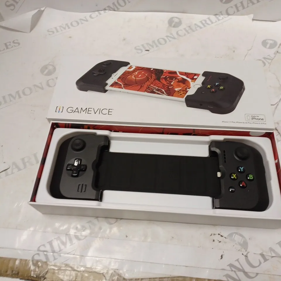 GAMEVICE CONTROLLER FOR IPHONE, GV157A - APPLE MFI CERTIFIED BLACK 