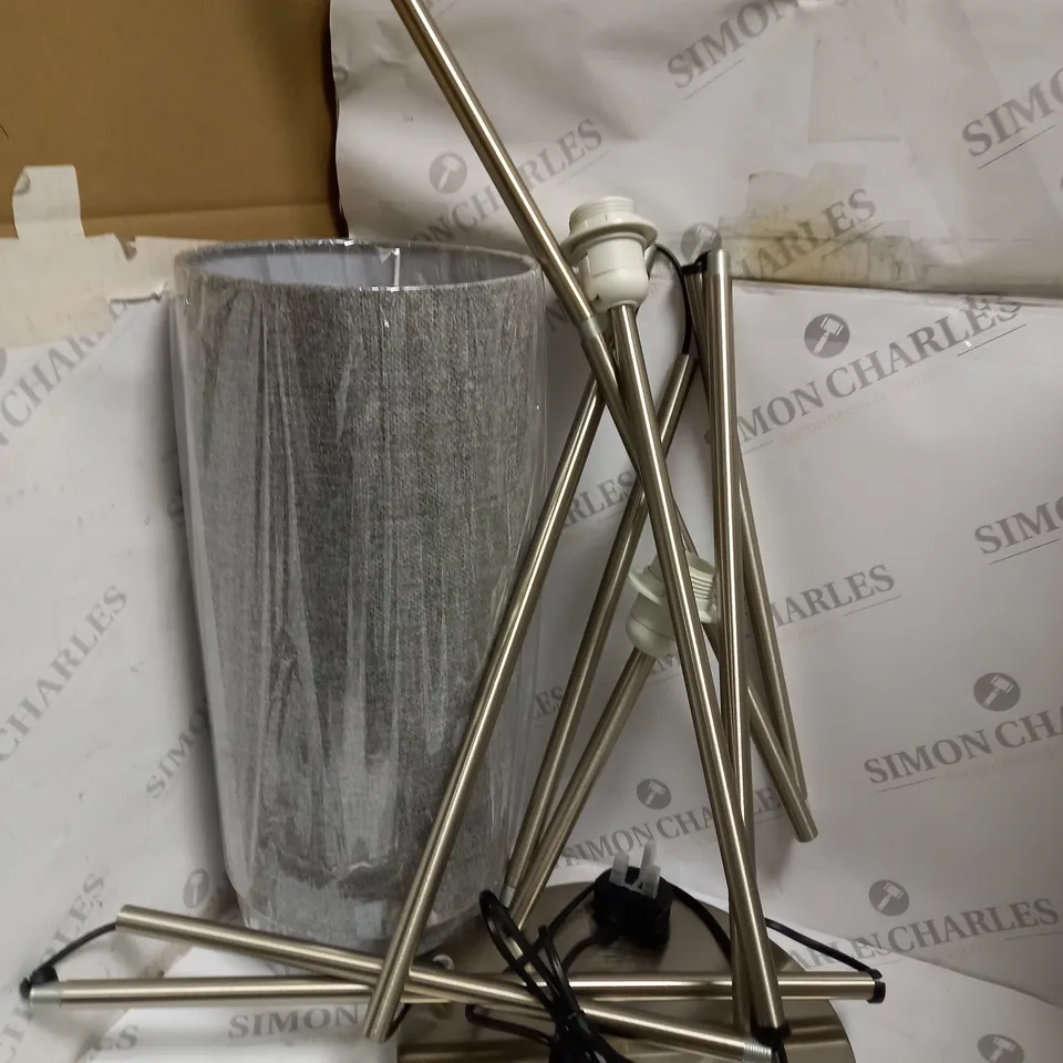 CLUSTER SHELF 3 LIGHT FLOOR LAMP