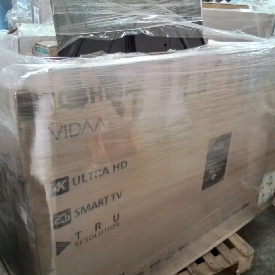 PALLET CONTAINING APPROXIMATELY 8 DAMAGED TVS