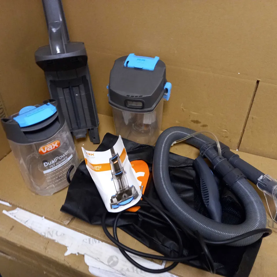 VAX DUAL POWER PET ADVANCE CARPET CLEANER