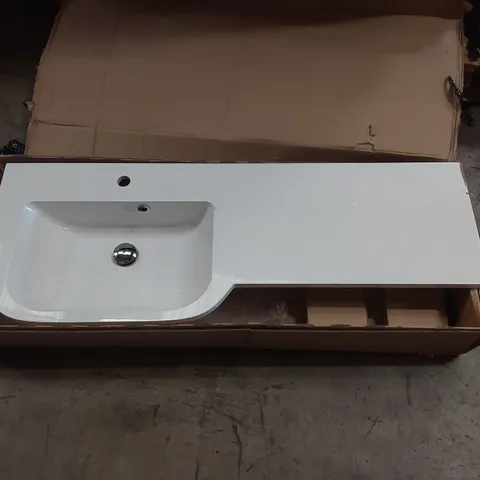 DESIGNER SINK BASIN
